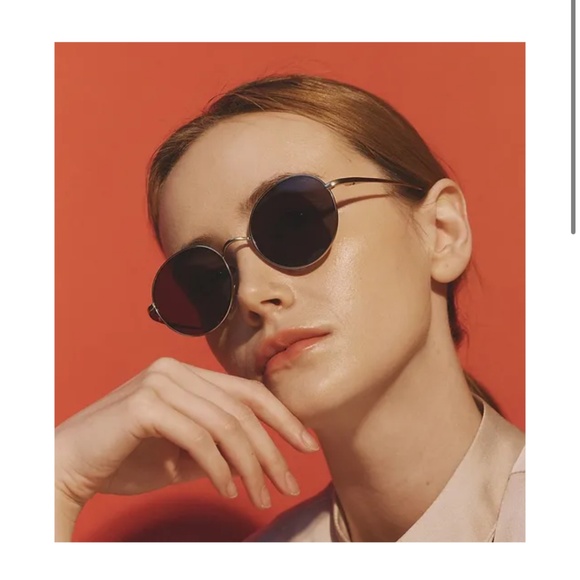 Post-rhinoplasty sunglasses by Doctor Co - worn once main image 2